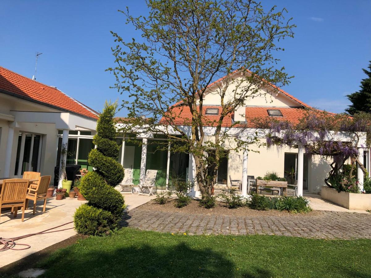 Le Jardin De Fresnes Bed and Breakfast Exterior foto