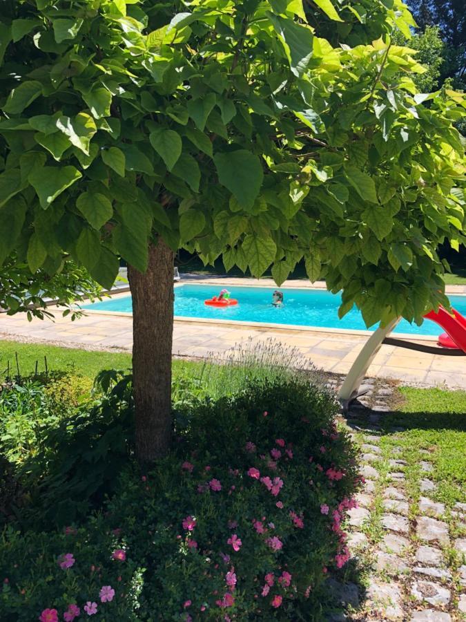 Le Jardin De Fresnes Bed and Breakfast Exterior foto