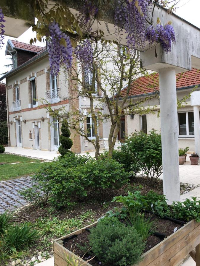 Le Jardin De Fresnes Bed and Breakfast Exterior foto
